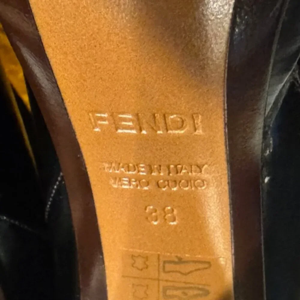 Fendi Victorian Calf Hair/ Patent Leather Ankle Booties -Size 38 w/ Box LIKE NEW